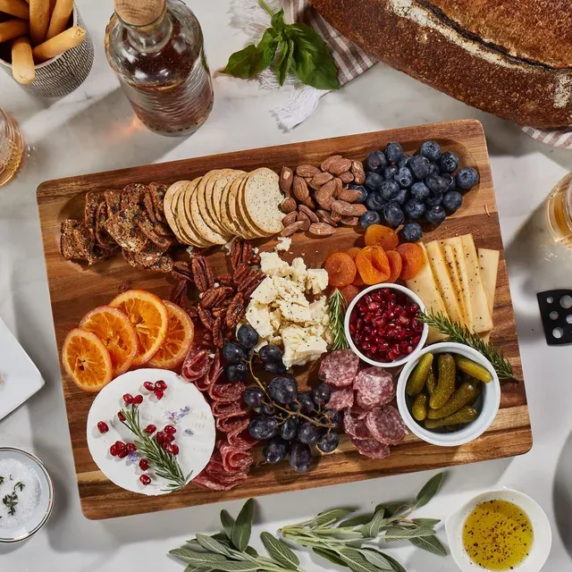 Sonder LA Winsome Acacia Cutting Board
