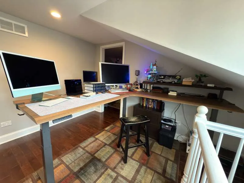 Vari Electric Standing Desk