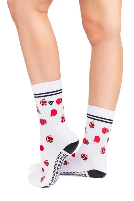 Arebesk Classic Women's Crew Grip Sock - our top pick