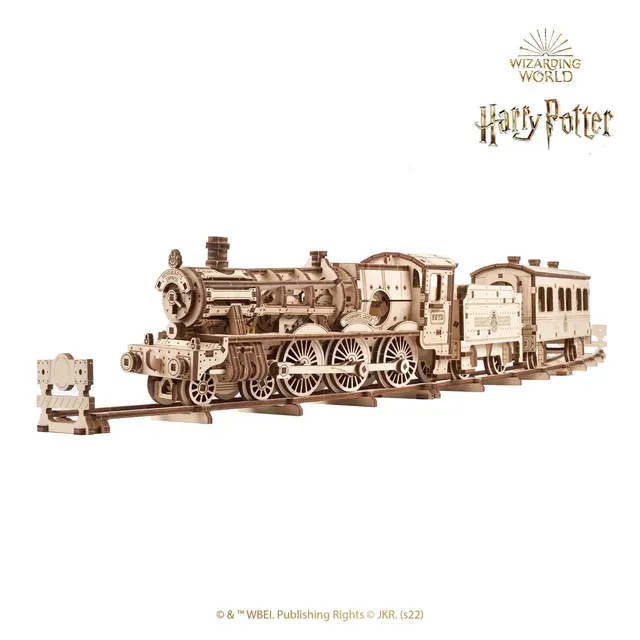 UGears Hogwarts Express - our top pick