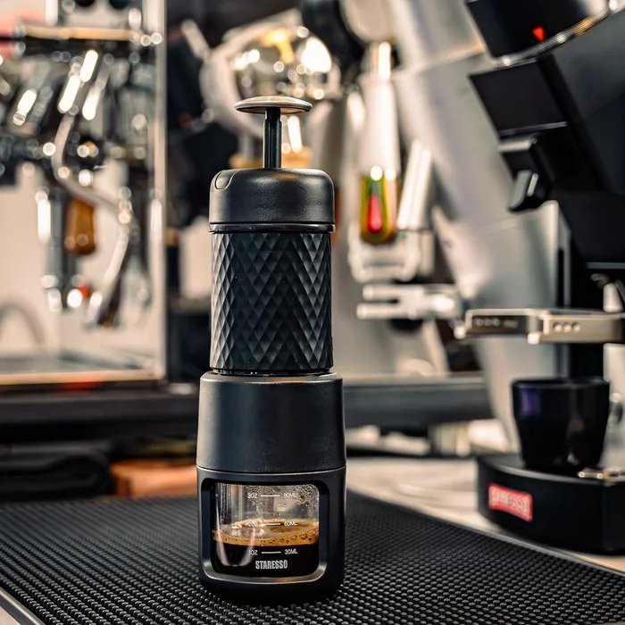 SP200 Classic Portable Espresso Maker