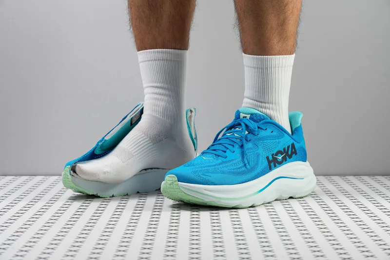 Hoka Clifton 10