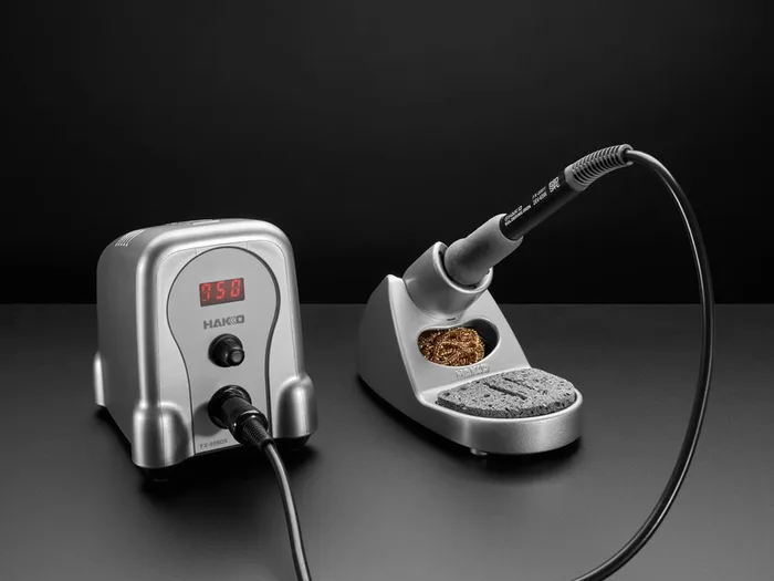 FX-888DX Digital Soldering Station