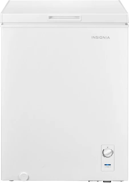 Insignia 5.0 cu. ft. Garage-Ready Chest Freezer (NS-CZ50WH26L)